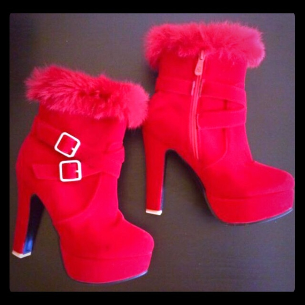 Women high heel shoes